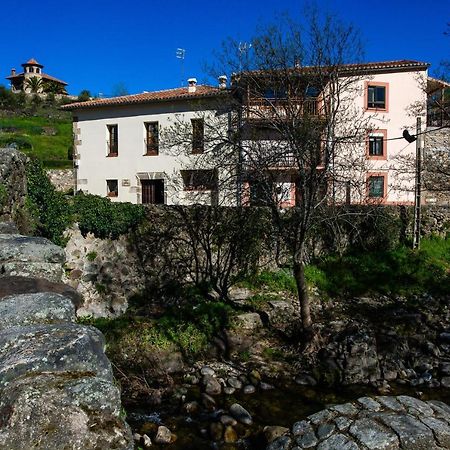 Apartamentos Puente De La Juderia Хервас Экстерьер фото