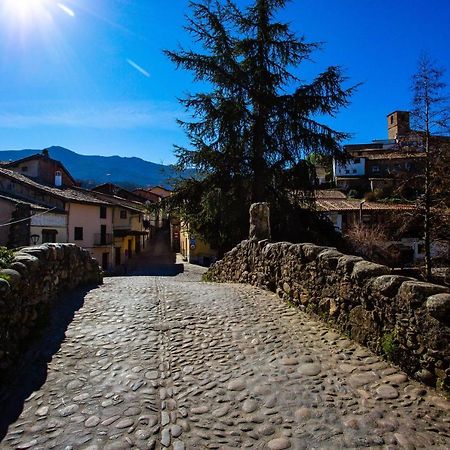 Apartamentos Puente De La Juderia Хервас Экстерьер фото