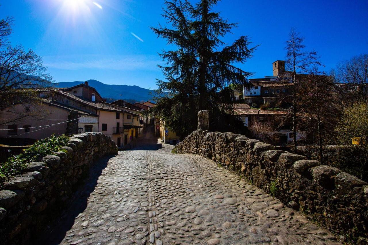 Apartamentos Puente De La Juderia Хервас Экстерьер фото